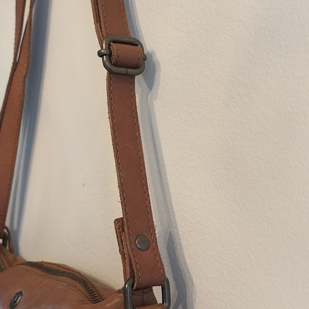 Cochor Brown Genuine Leather Multi Pocket Crossbody Bag Organizer Purse - Picture 8 of 16